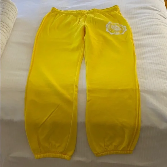 NWOT Victoria’s Secret Pink Embroidered Yellow Jogger - Picture 3 of 7